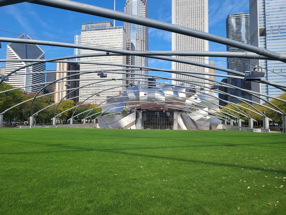 McCormick Tribune Plaza