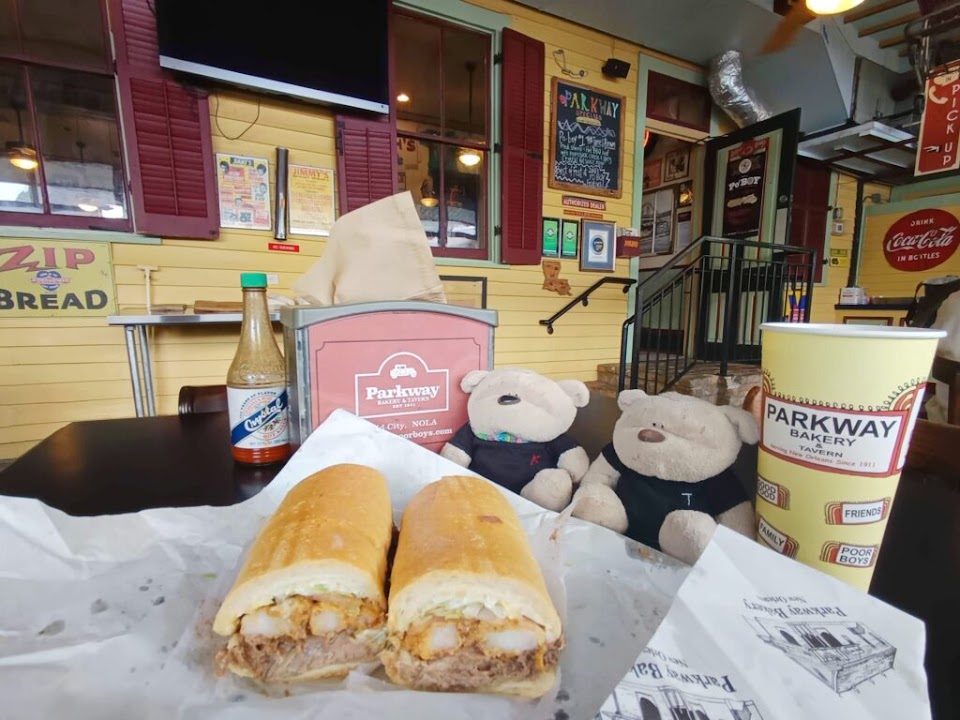 Parkway Bakery & Tavern