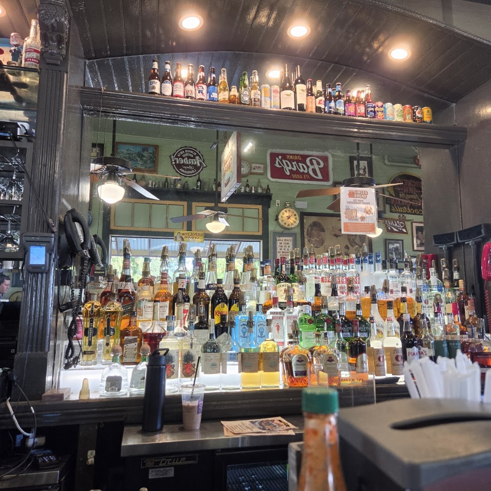Parkway Bakery & Tavern