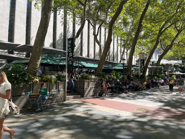 Bryant Park Café