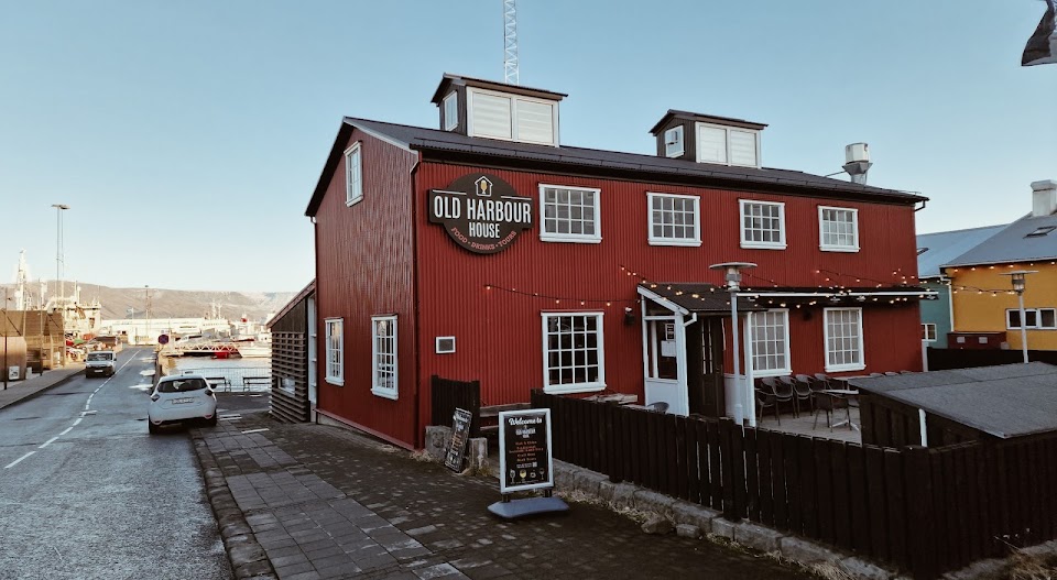 Old Harbour House | Food, Drinks & Tours